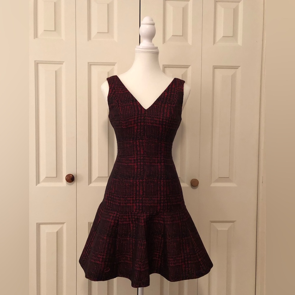 Size 00P trumpet dress by BANANA REPUBLIC